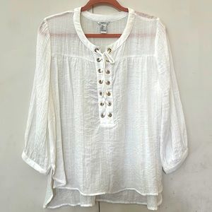 FOREVER 21 lace up white shirt